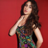 Sara Ali Khan Photos [HD] icon